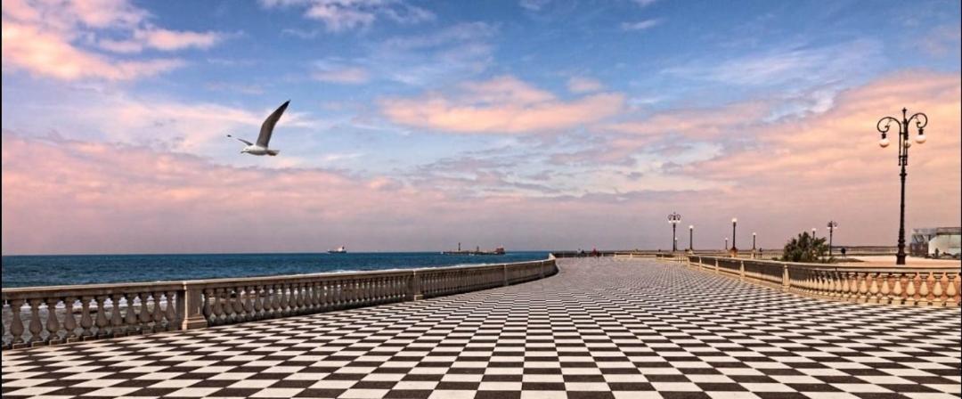 Il Porto Di Ale E Kat Hotel Livorno Exterior foto